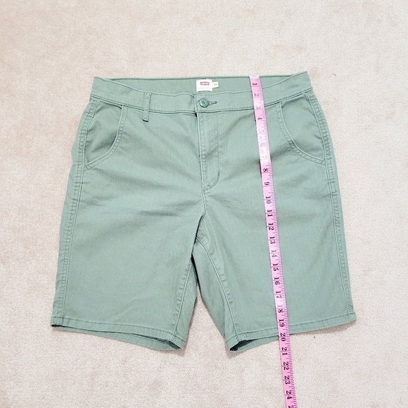 LEVI'S mens Flat Front Chino Casual Shorts Size 30 Green Stretch Comfortable - Picture 5 of 9